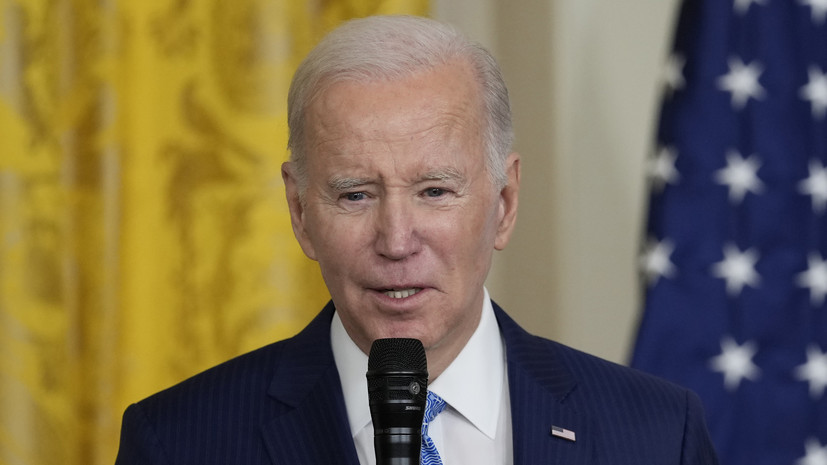 Президент США Байден призвал освободить арестованного в России за шпионаж журналиста WSJ