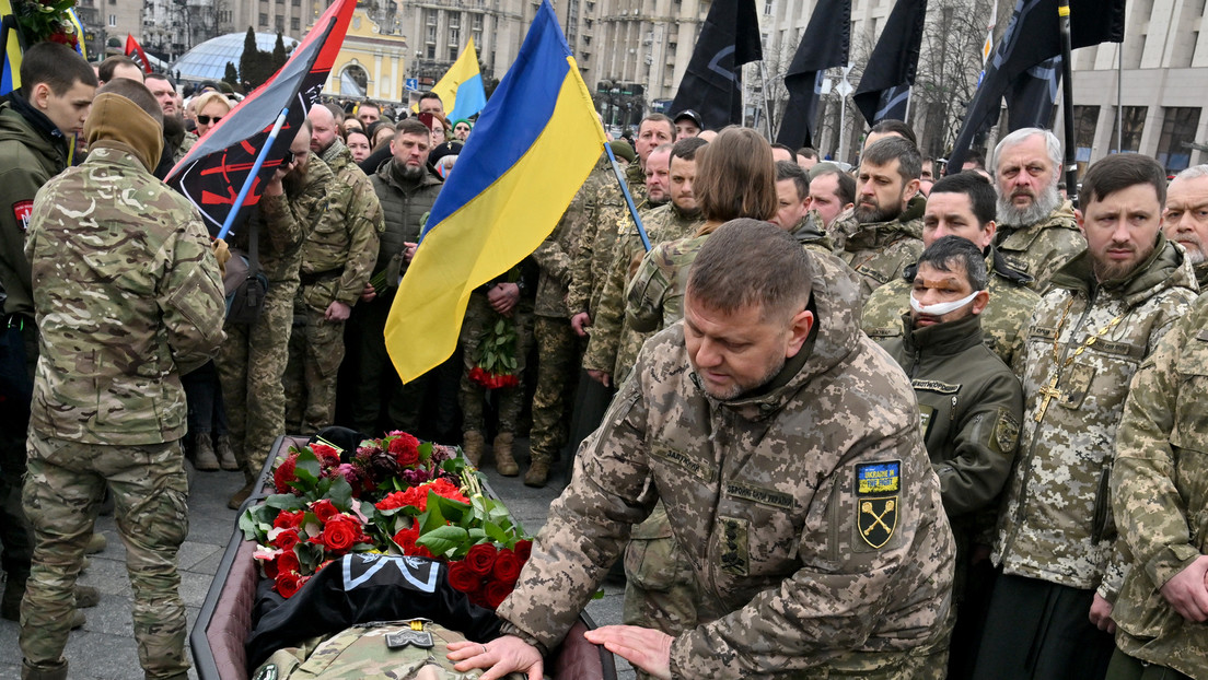 Spekulationen über Absetzung ukrainischer Armeeführung: Spannungen zwischen Saluschny und Selenskij