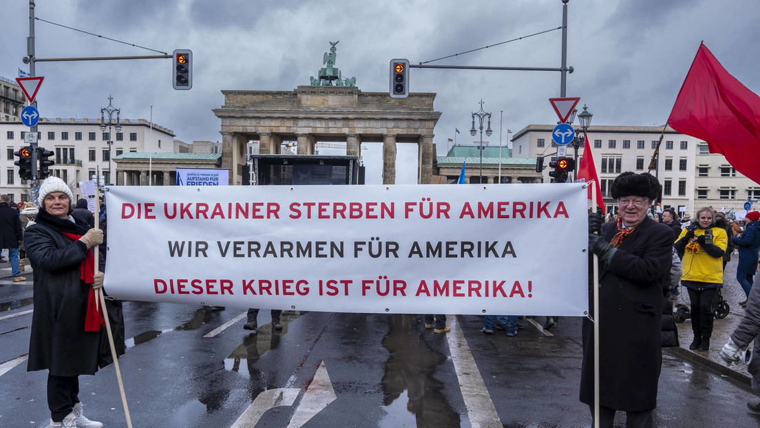 Lächerlich: Rechte Querfront-Vorhut der NATO-Kriegstreiber kämpft gegen "Friedensnazis"