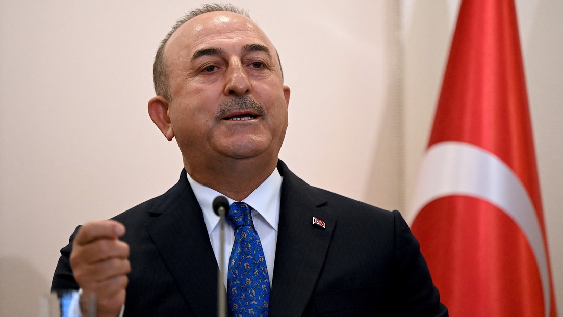 Çavuşoğlu über Ausgang des Ukraine-Konflikts: "So oder so wird er am Verhandlungstisch enden"