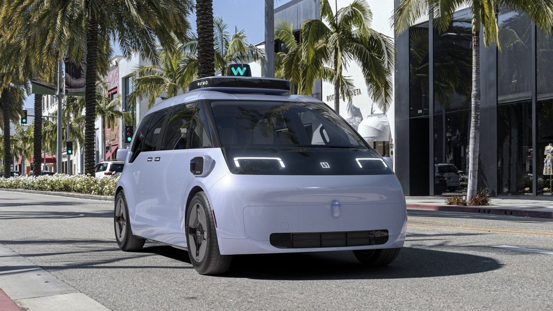 Waymo presenta su robotaxi sin volante ni pedales (VIDEOS)