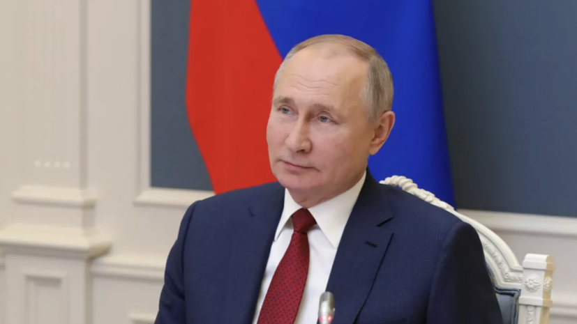 Путин позвонил девочке из Курганской области, чью открытку снял с «Ёлки желаний»