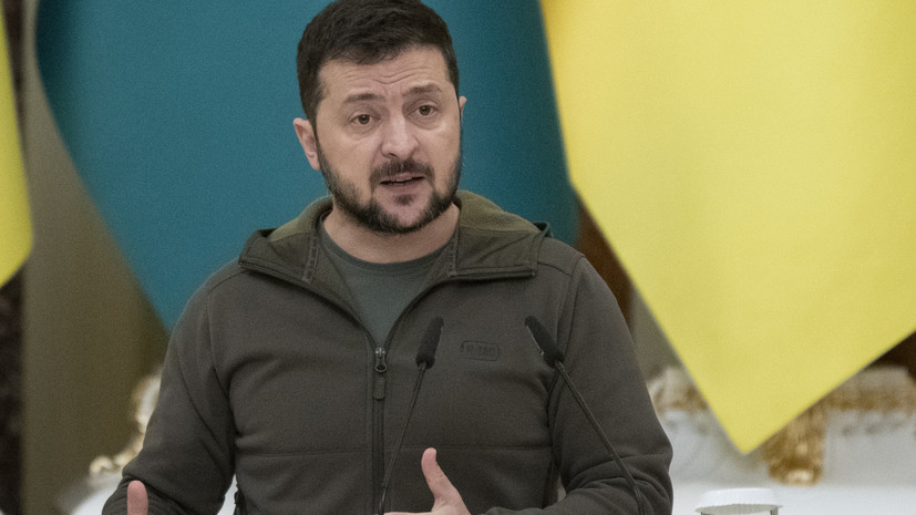 Зеленский остался недоволен уровнем установленного Западом потолка цен на нефть из России