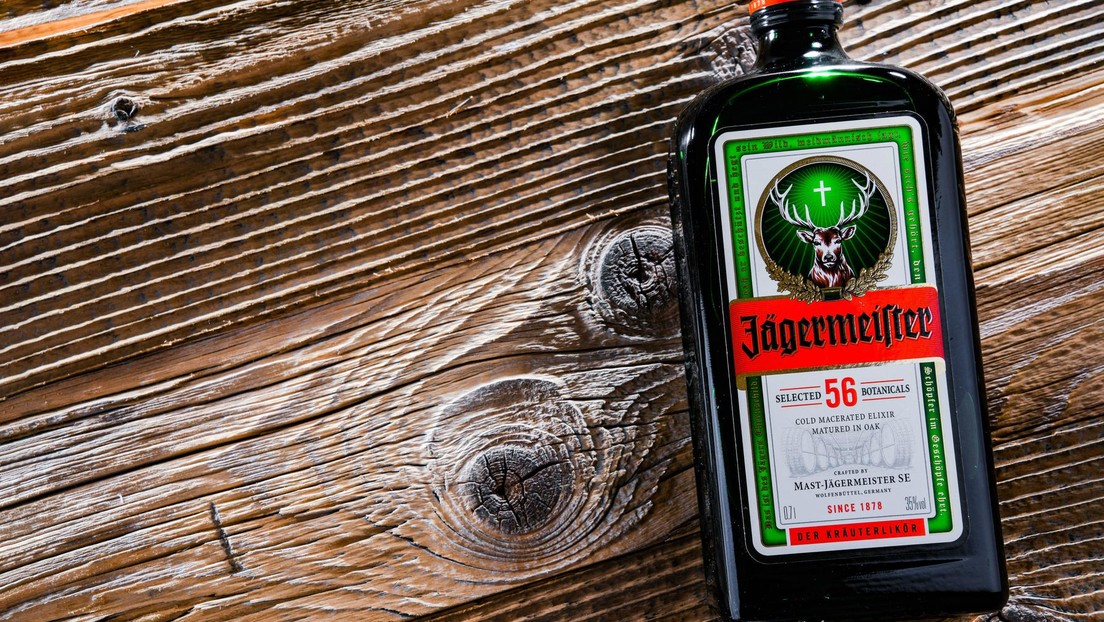 Nach Rückzug aus Russland: Beschwerde gegen Jägermeister wegen unlauteren Wettbewerbs
