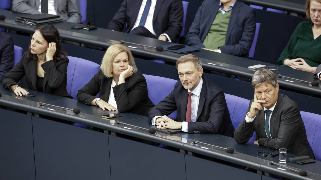 Lafontaine: Die wirklichen Rechtsextremen sitzen in Deutschland in der Regierung