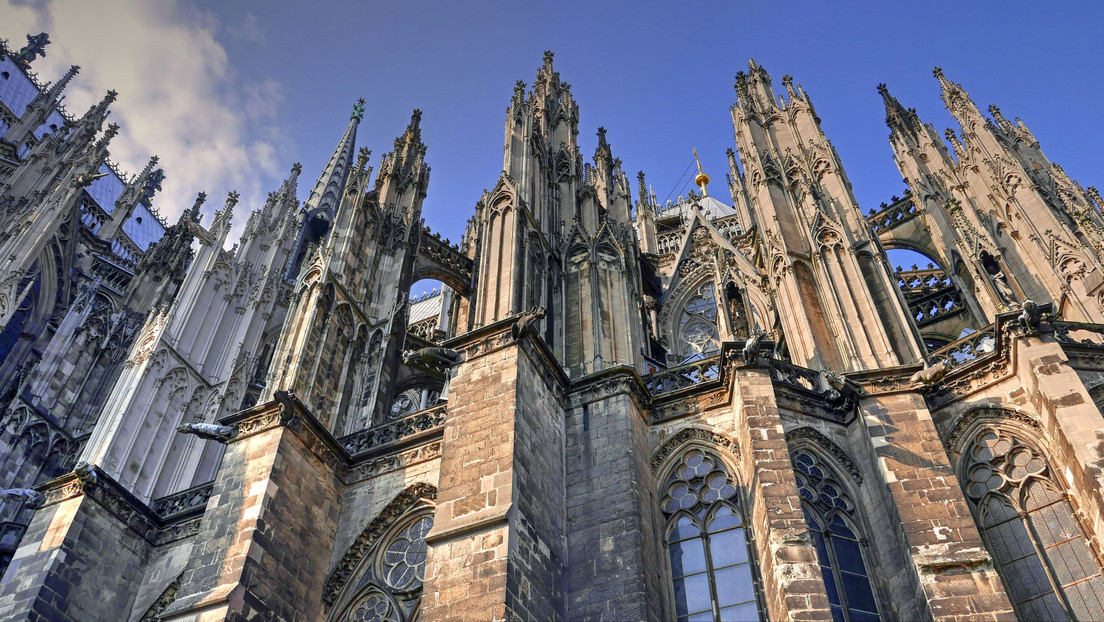 Drei weitere Festnahmen wegen Anschlagsplänen auf Kölner Dom