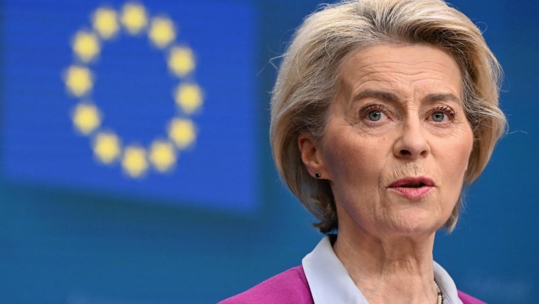 Von der Leyen feiert "einen großen Tag für Europa" – während Bauern Brüssel verwüsten