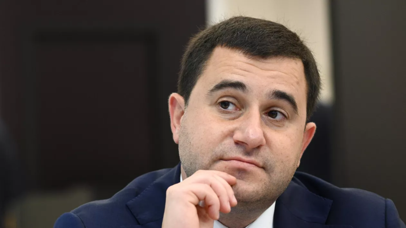 Замглавы Минстроя Стасишин призвал не обзывать строителей «арбузниками»