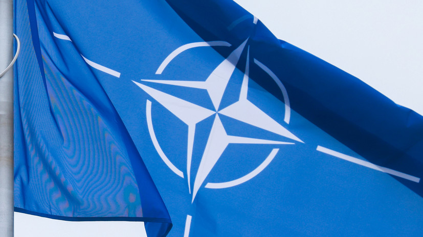 Столтенберг заявил о колоссальном уроне Украине от ракетных ударов