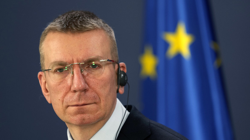 Глава МИД Латвии призвал не бояться эскалации и разрешить Украине бить по аэродромам России