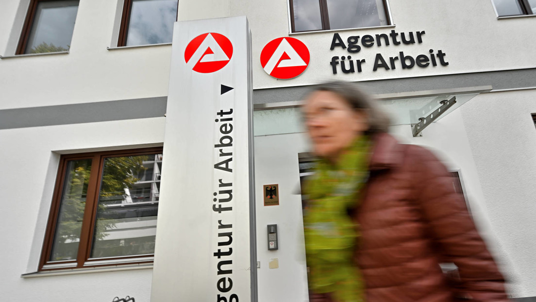 Arbeitslosigkeit: Krise kommt auf dem Arbeitsmarkt an