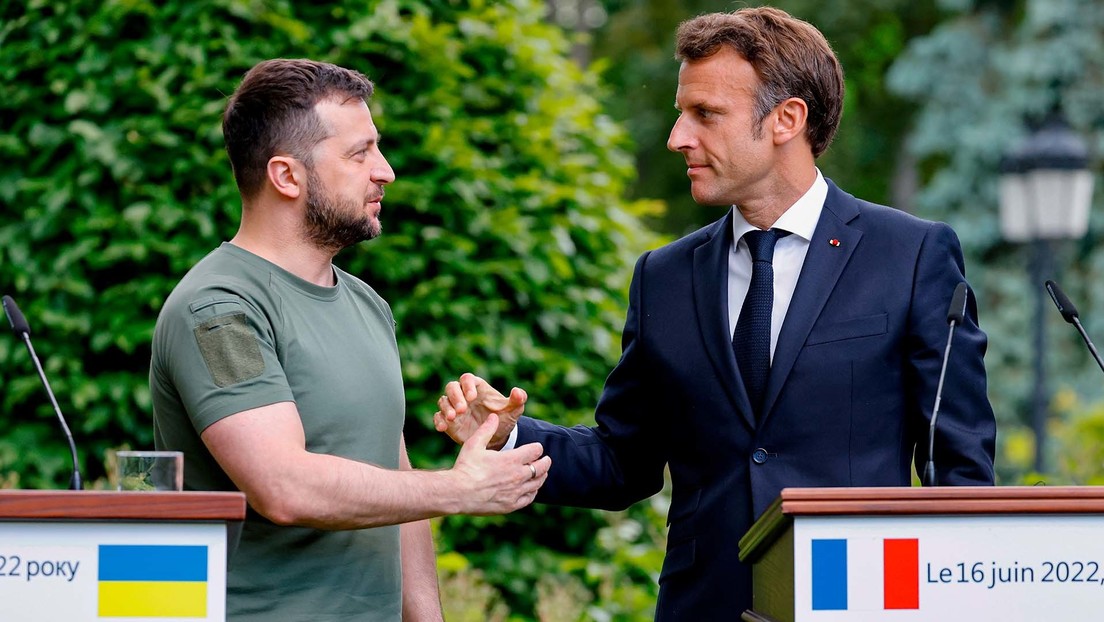 Zelenski revela que Macron le permite llamarlo por WhatsApp