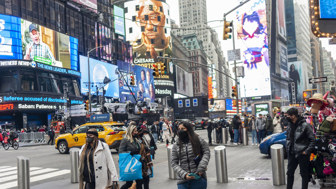 New York trägt immer noch Maske
