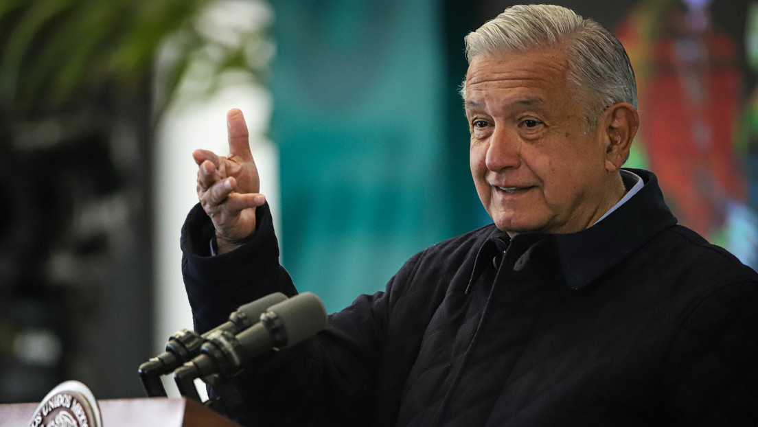 "Lleva poco tiempo y lo han estado hostigando": López Obrador se solidariza con Pedro Castillo