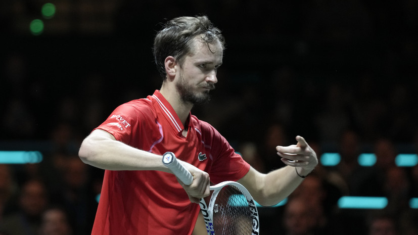 Медведев выиграл турнир ATP в Роттердаме