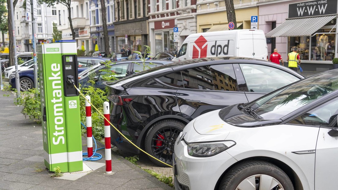 Cyberangriffe auf Fahrzeuge: Besonders gefährdet sind Elektroautos