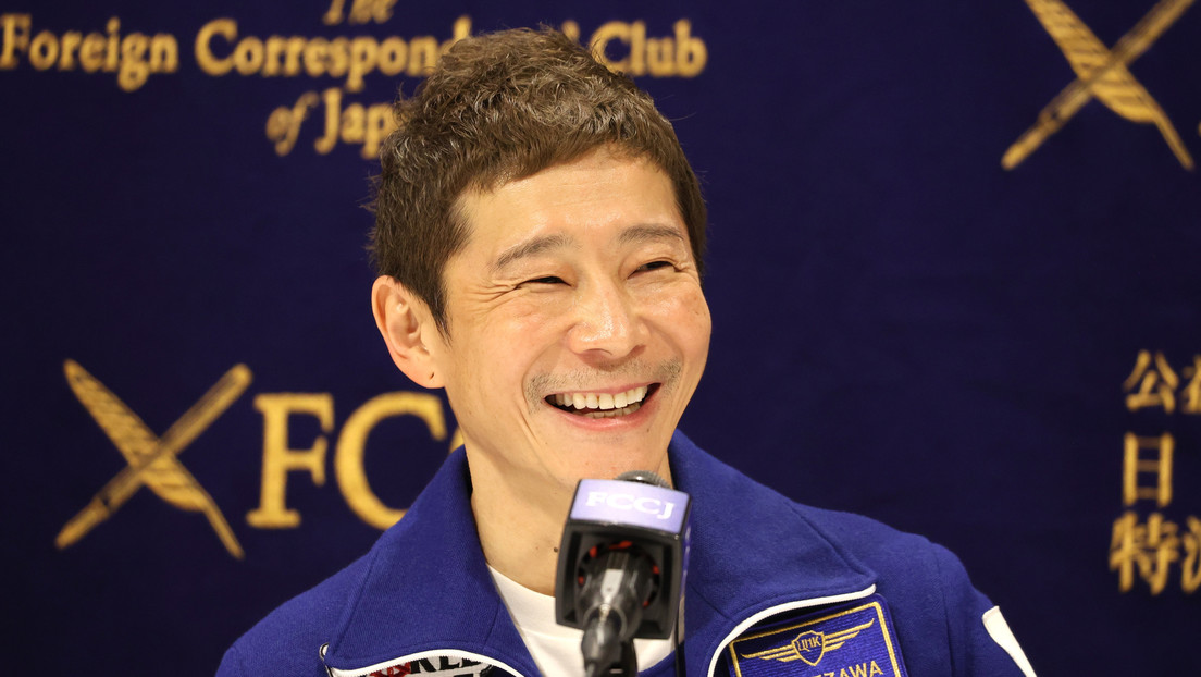 El magnate japonés Yusaku Maezawa promete que hará un "gran anuncio" tras reunirse con Musk