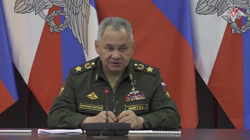 Шойгу провёл совещание по наращиванию возможностей военно-транспортной авиации