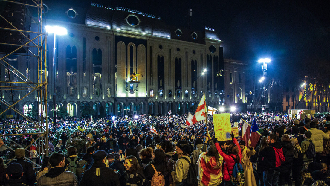 Laut georgischem Politiker: "Revolutionäre Kämpfer" kommen aus der Ukraine nach Georgien