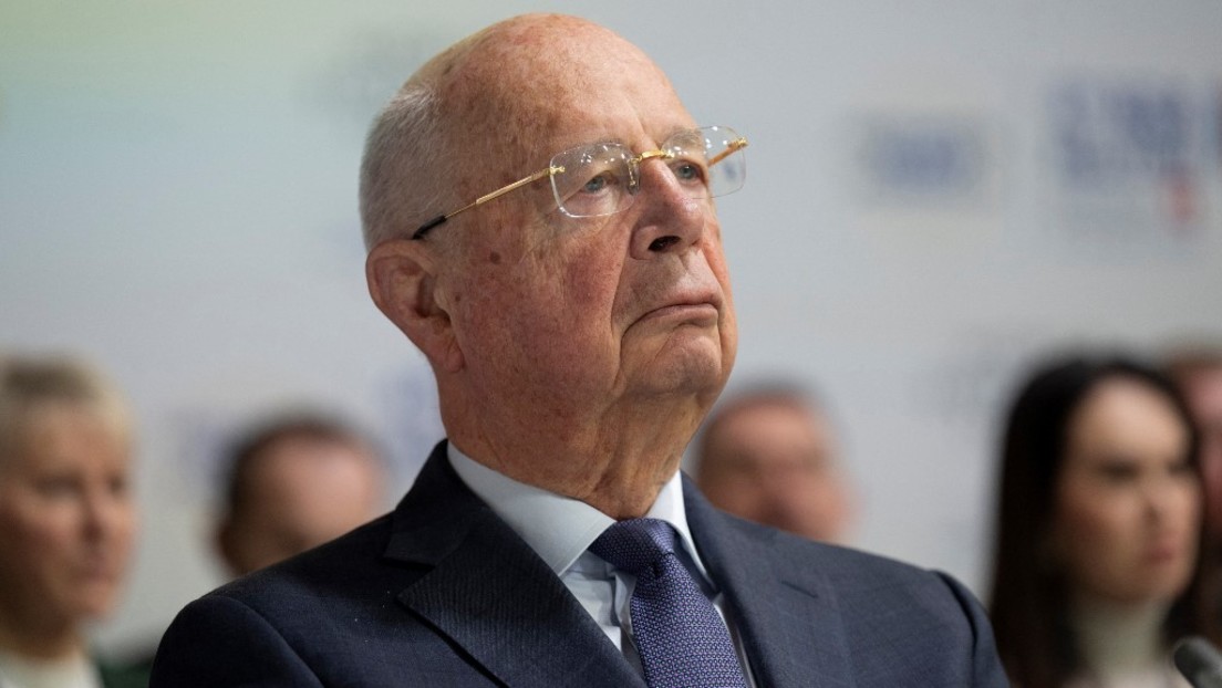 "Scheiß' auf den kleinen Mann" – Elon Musks Chatbot entlarvt  WEF-Chef Klaus Schwab