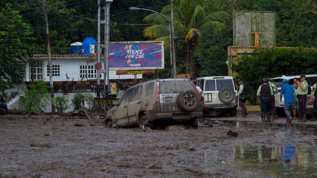 Despliegan 2.500 soldados en el norte de Venezuela por el desbordamiento de dos ríos