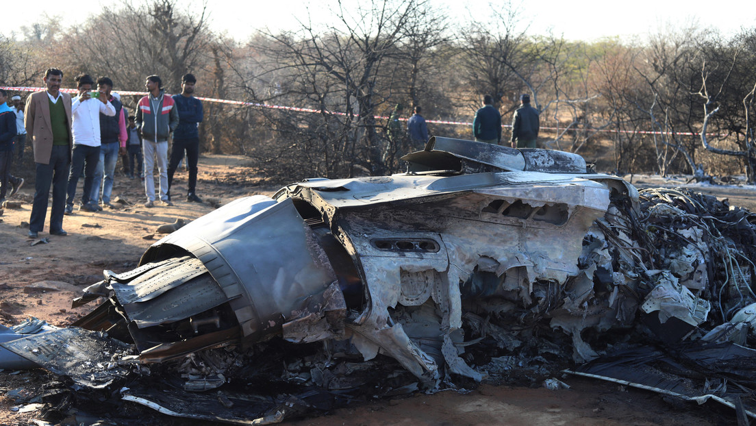 Kampfjets stürzen bei Übungen in Indien ab – Ein Pilot tot