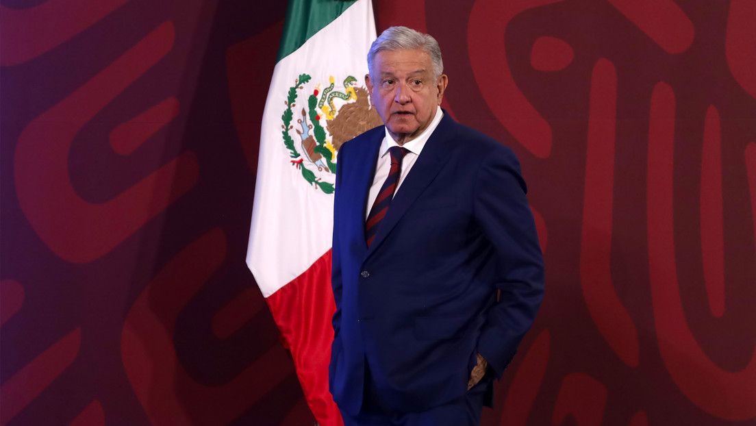 López Obrador anuncia la compra de una planta termoeléctrica para resolver el problema de los apagones