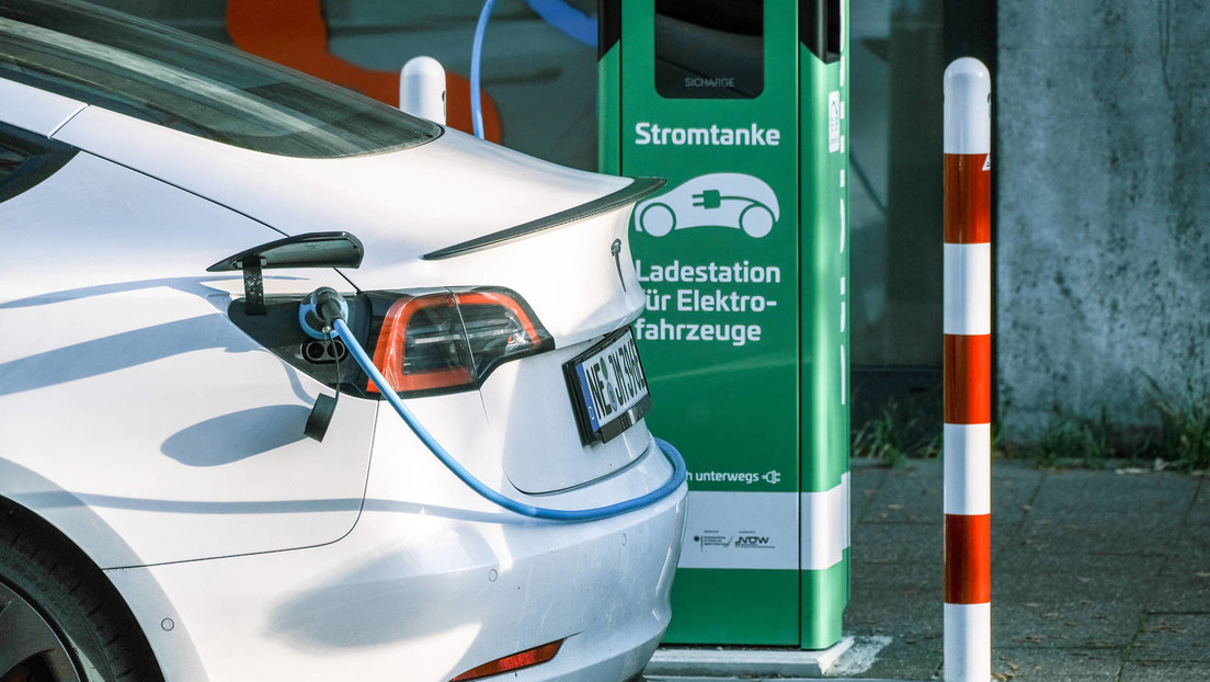 E-Autos: EU einigt sich auf eine Ladestation alle 60 Kilometer, Verbrenner ab 2035 verboten