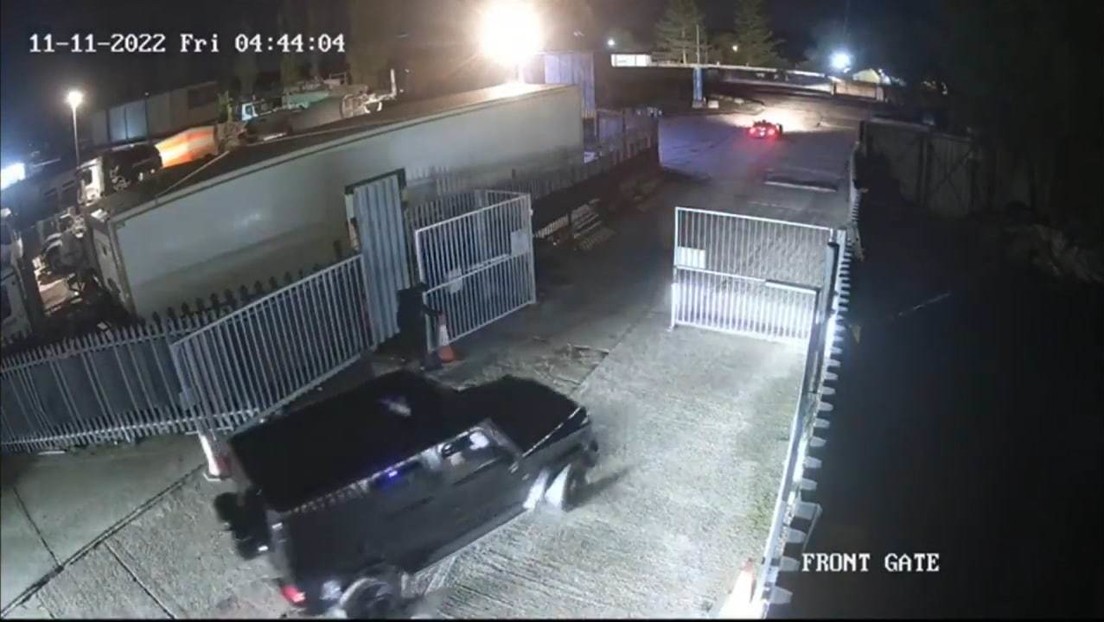 Roban en 60 segundos autos de lujo valorados en más de 850.000 dólares (VIDEO)