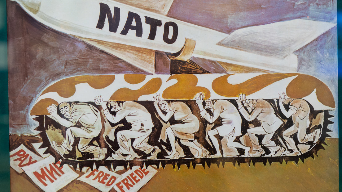 Friedensmanifeste und die Kriegspropaganda des Westens