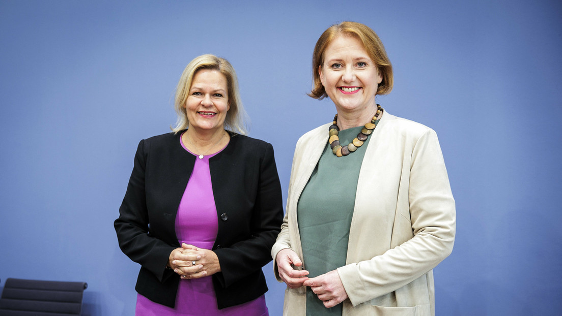 Heute im Bundeskabinett: Entwurf für ein "Demokratieförderungsgesetz"