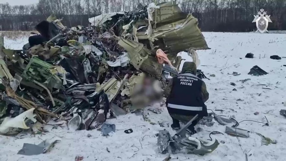 Blick hinter die Kulissen: Warum hat die Ukraine ein Flugzeug mit eigenen Soldaten abgeschossen?