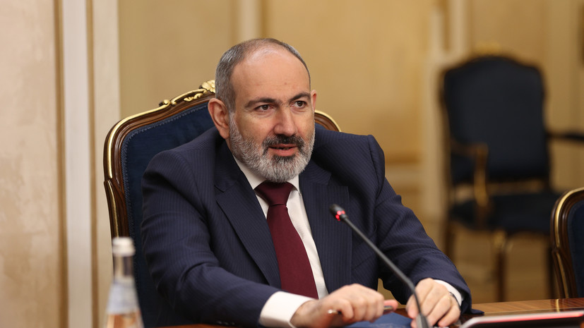 Пашинян заявил о намерении ввести добровольную срочную службу женщин в ВС