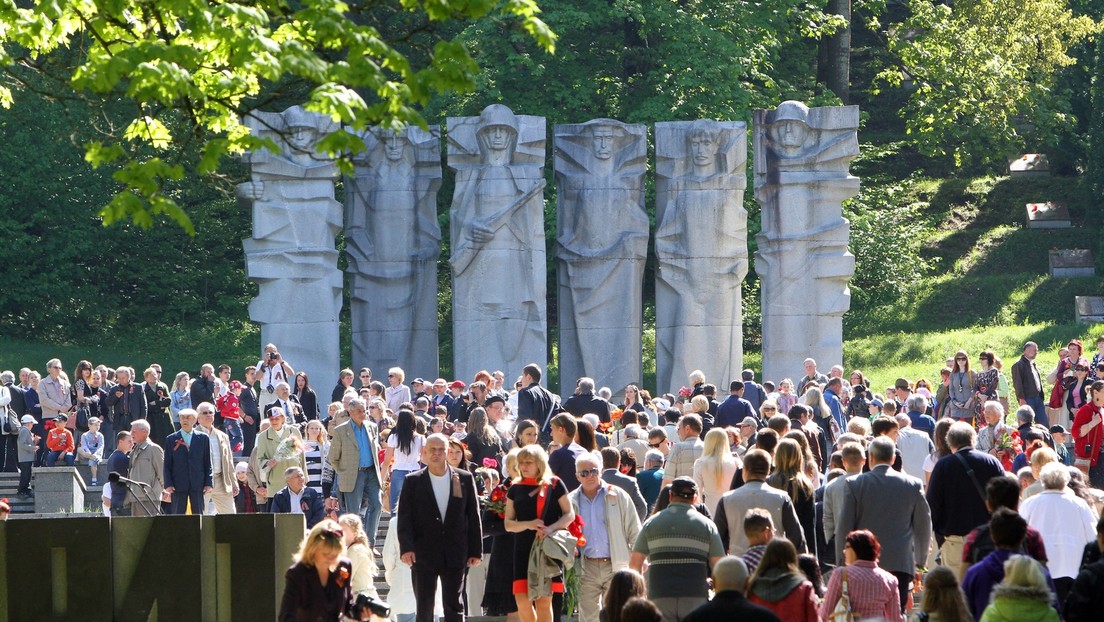 Trotz UN-Stellungnahme: Litauen demontiert ein weiteres sowjetisches Soldatendenkmal