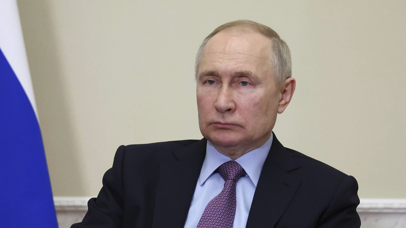 Путин призвал эффективно отвечать на террористические угрозы