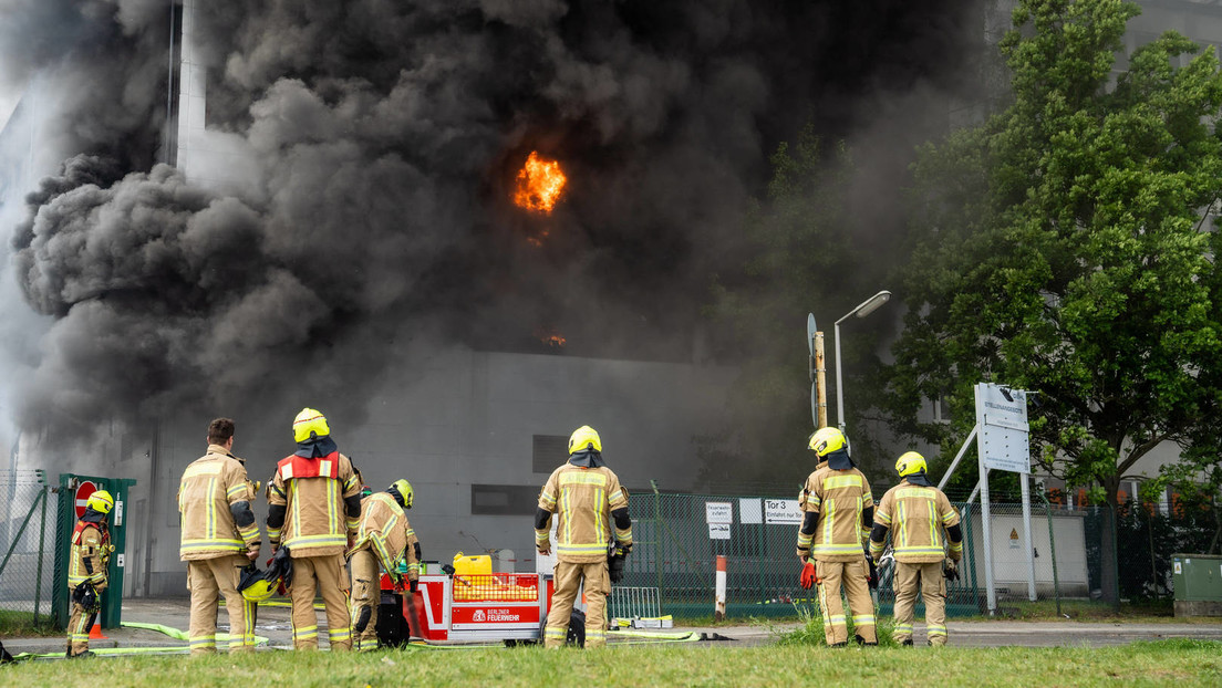 Brand in Diehl-Fabrik in Berlin: Robert Habeck war mit Diehl-Chef in der Ukraine