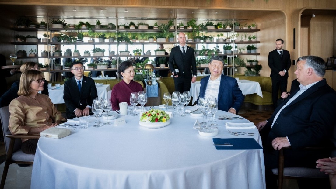 "Friedensmission 3.0" – Orbáns Überraschungsbesuch in China