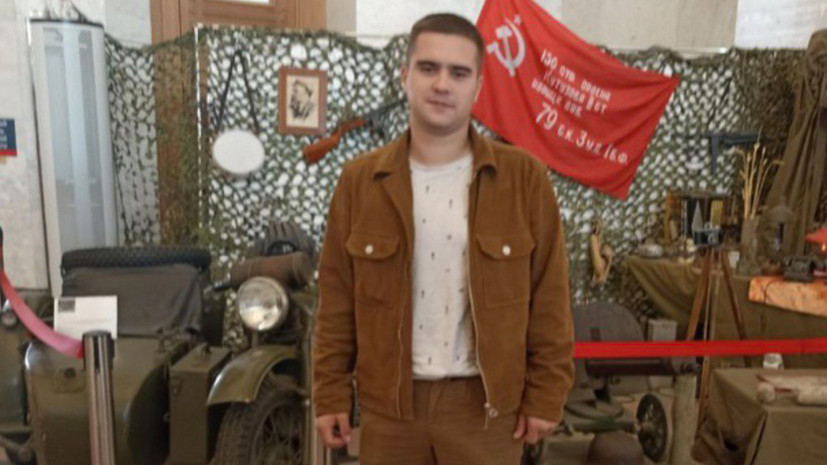 «Я до этого такое только в кино видел»: житель Ейска рассказал RT, как спасал выживших при падении Су-34 во двор дома