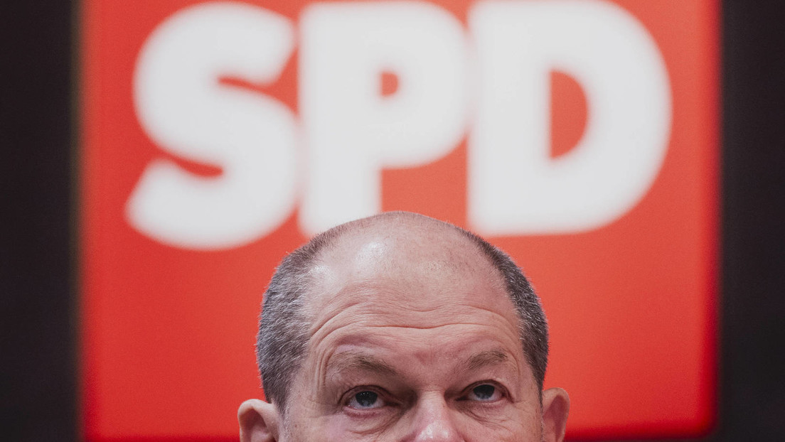 Zufriedenheit mit Olaf Scholz fällt auf Rekordtief